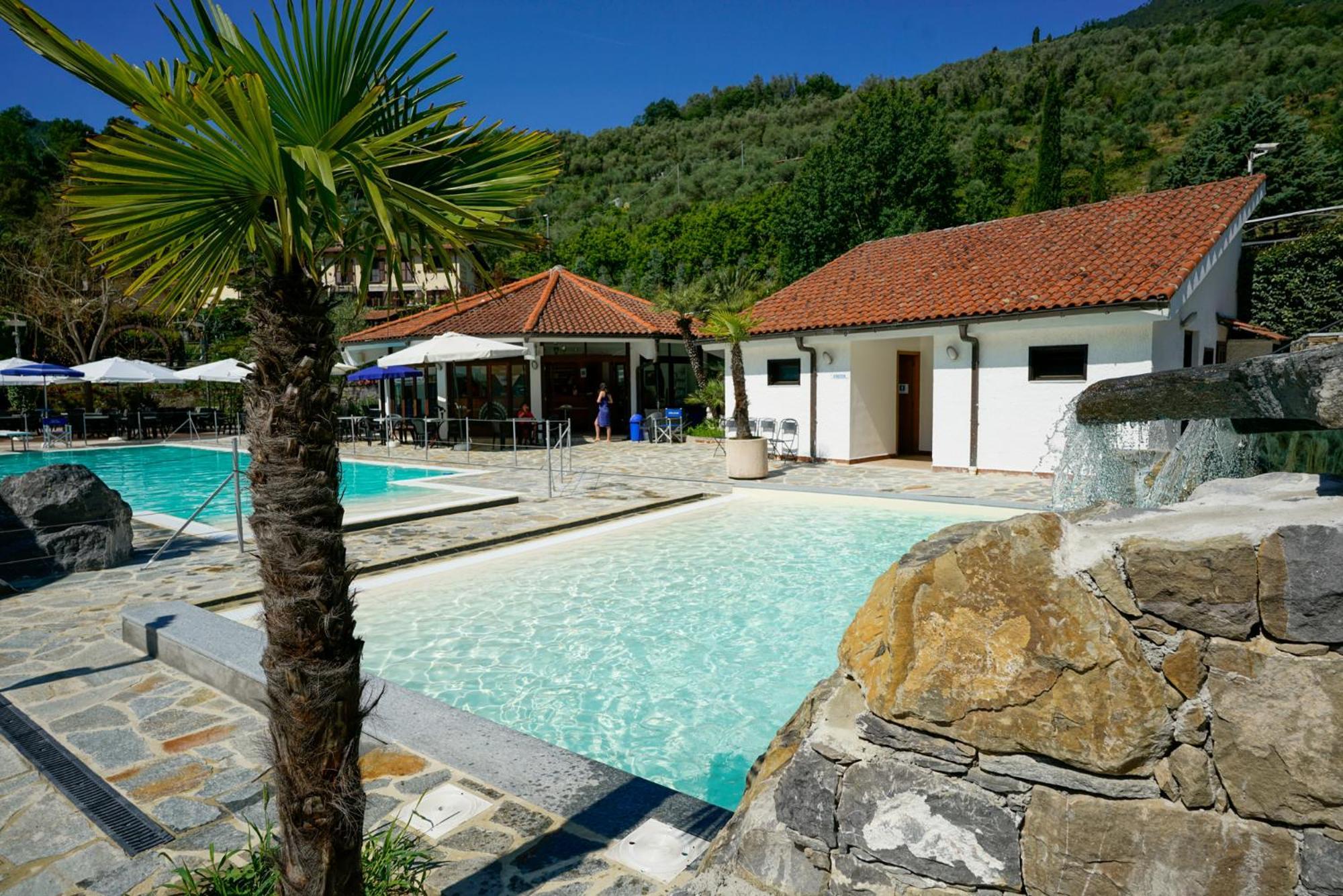 Hotel Lago Bin Rocchetta Nervina Kültér fotó