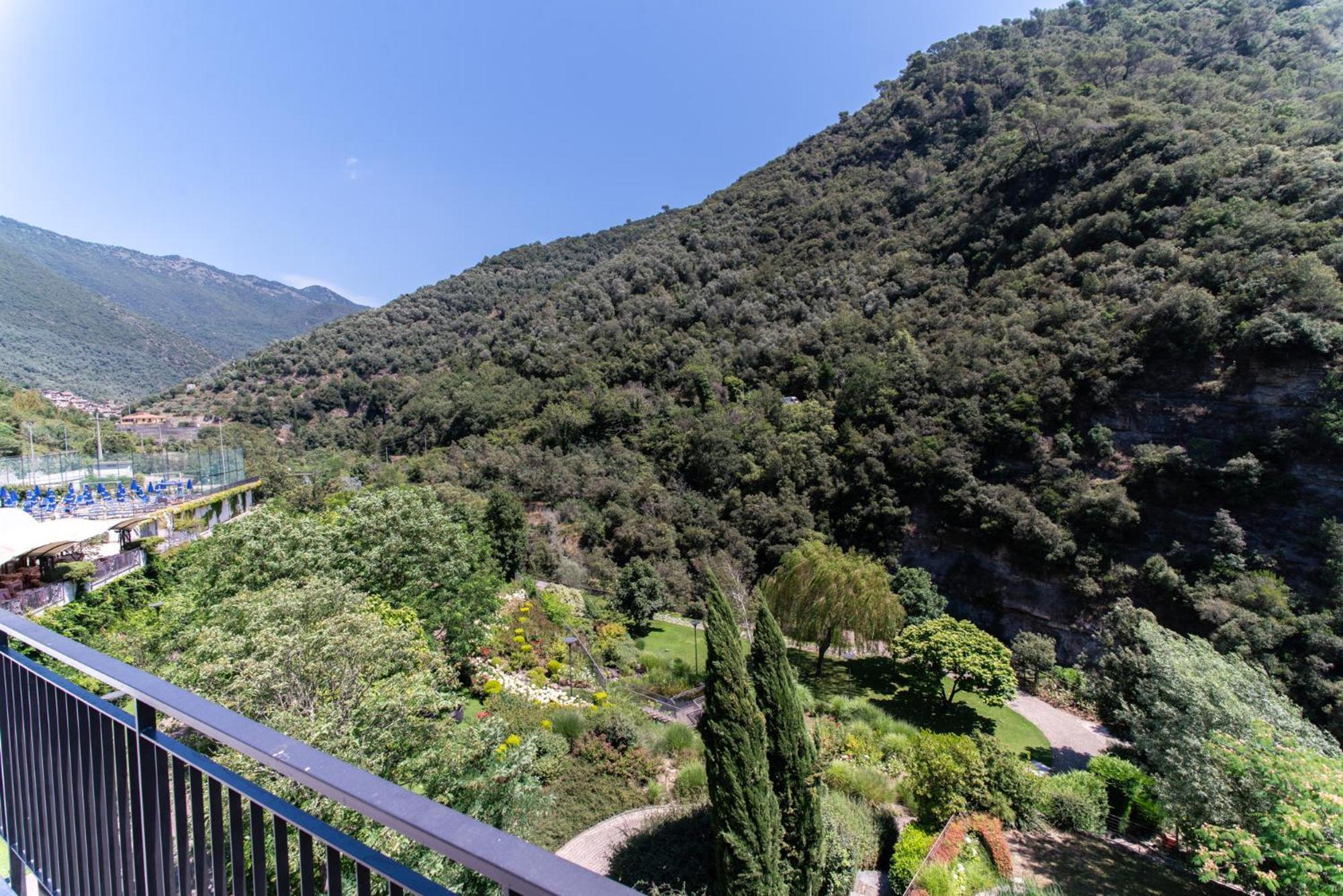 Hotel Lago Bin Rocchetta Nervina Kültér fotó